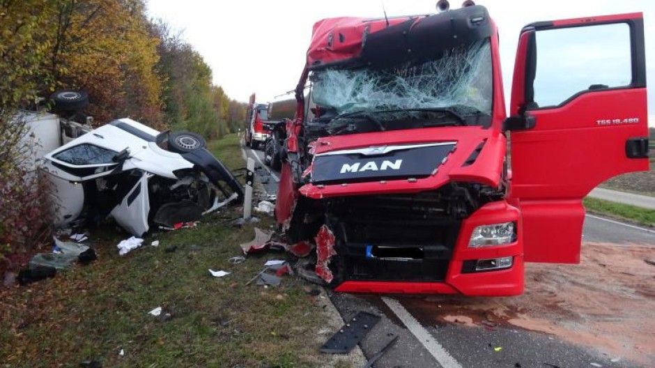 Read more about the article Über 180000 Euro Schaden bei schwerem Unfall